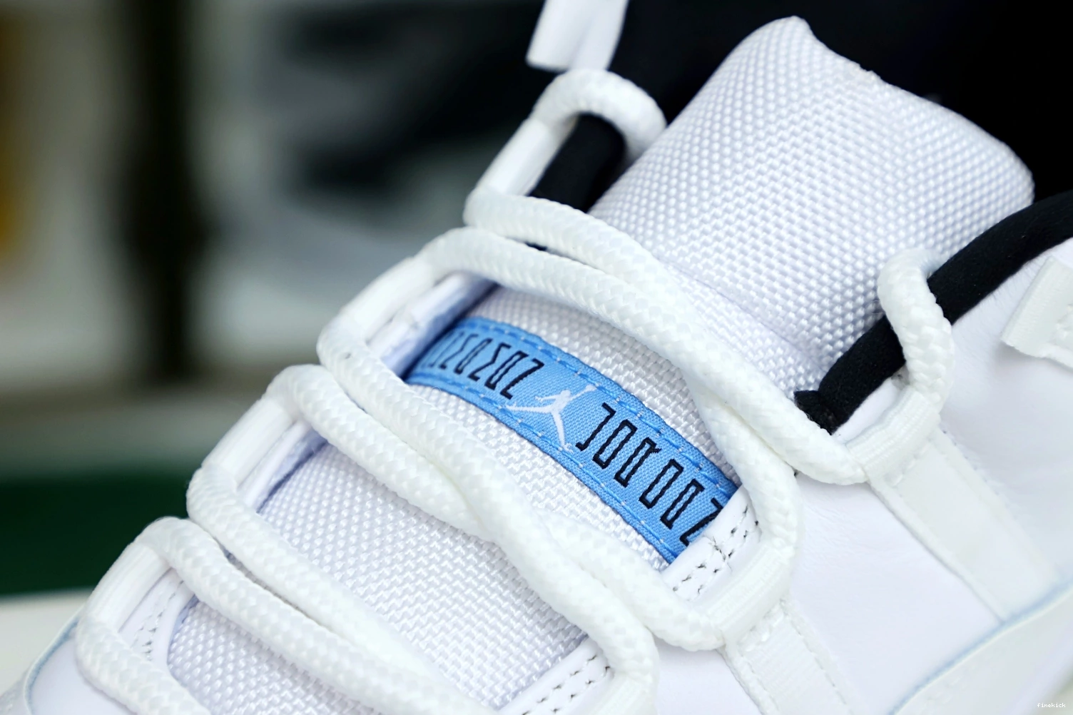 JORDAN LEGEND RETRO AIR BLUE LOW 11 1009